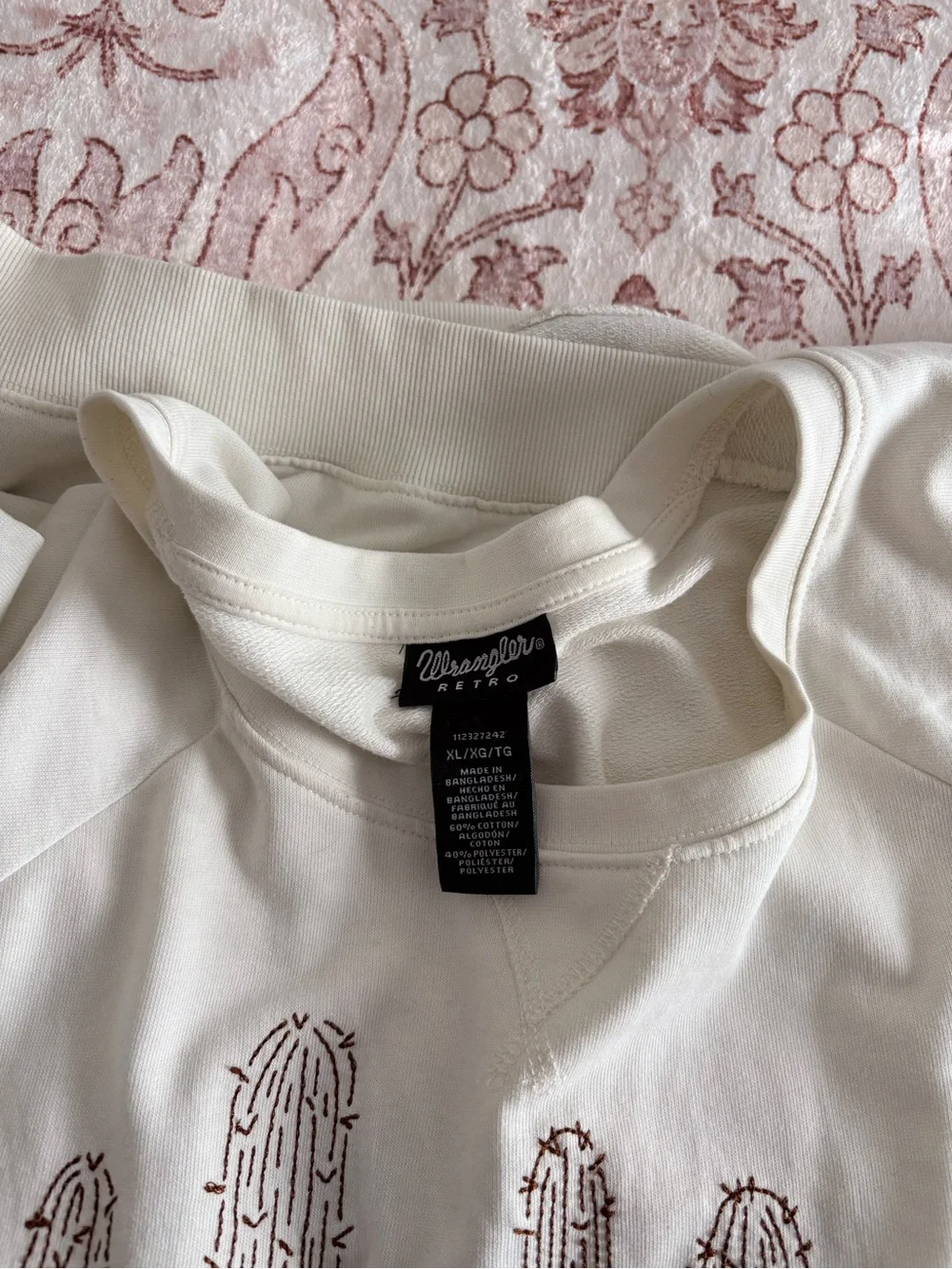 Wrangler White Short-Sleeve Crew Graphic Pullover